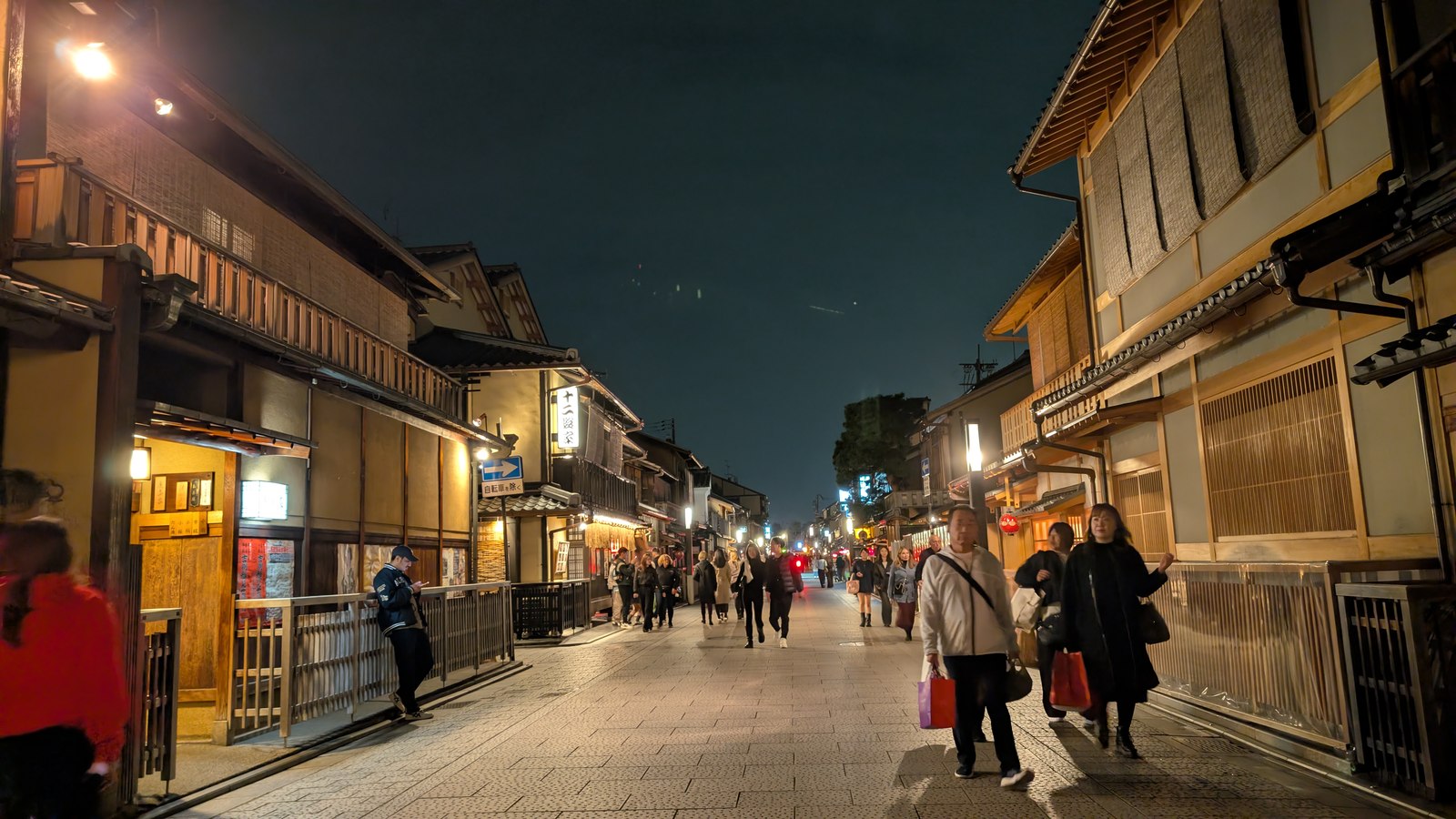 The Congif Table: A Kyoto Evening for Eighteen