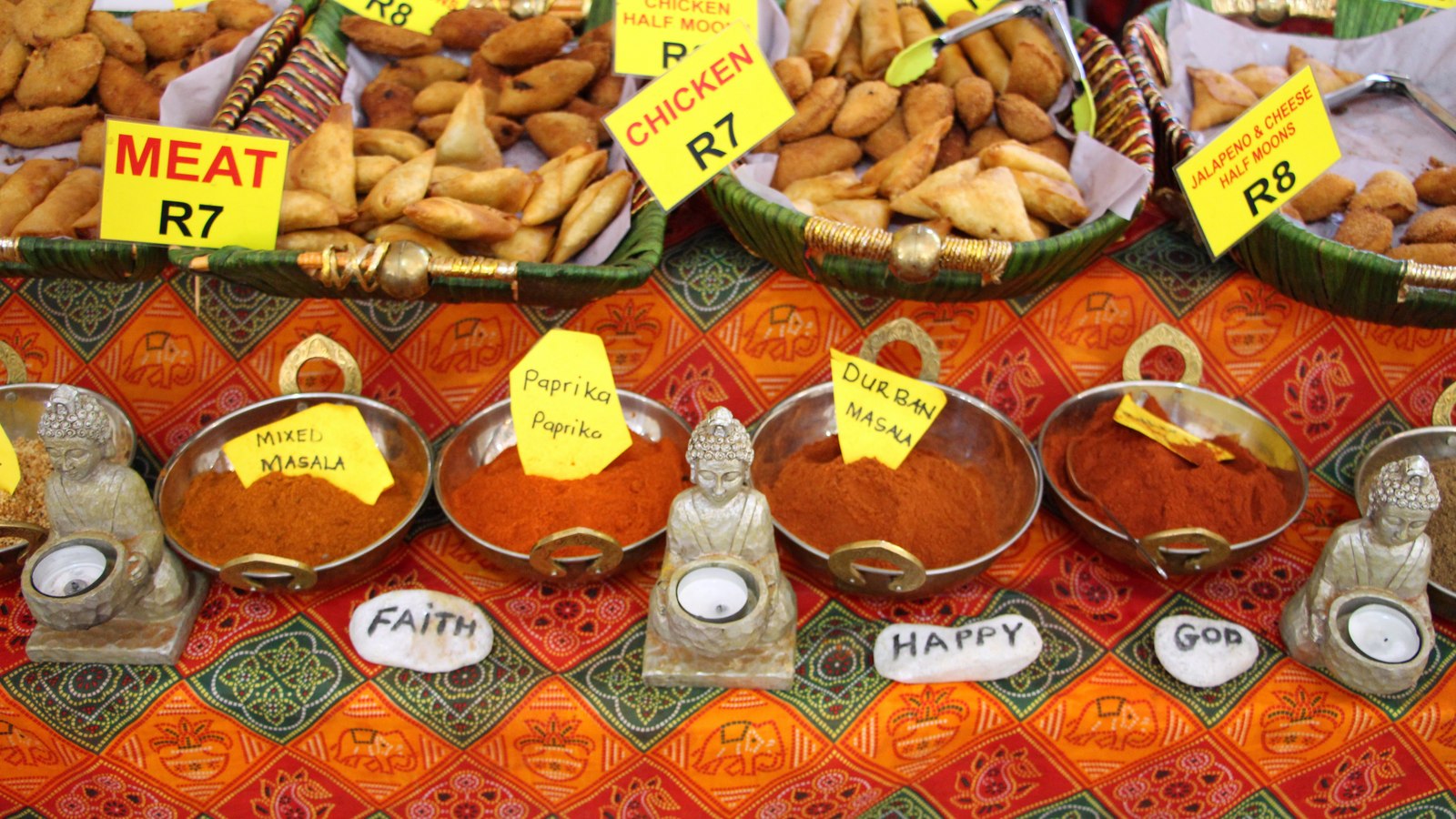 Spice Market Walk and Lunch Table in Jackson Heights